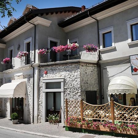 Hotel Garni Posta เปสกัสเซโรลี ภายนอก รูปภาพ