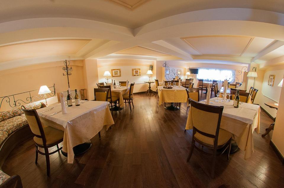 Hotel Garni Posta เปสกัสเซโรลี ภายนอก รูปภาพ