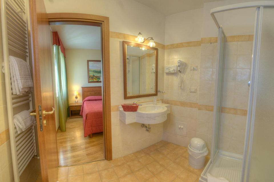 Hotel Garni Posta เปสกัสเซโรลี ห้อง รูปภาพ